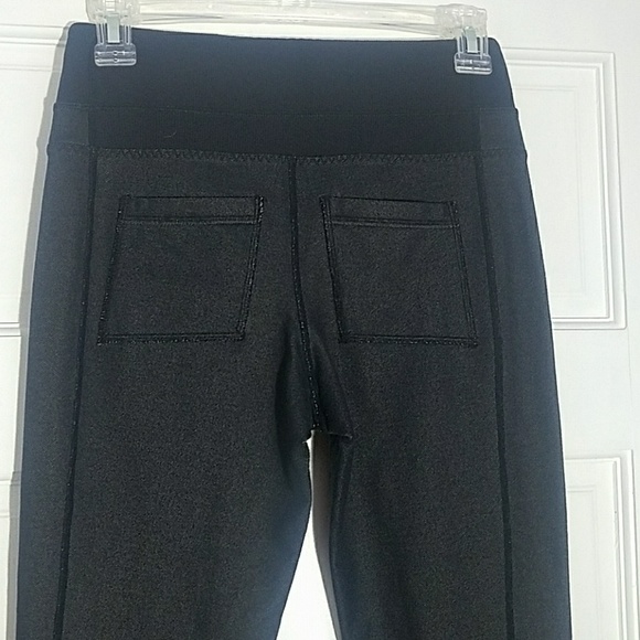 Lululemon yoga pants size 6 with pockets - Picture 2 of 7